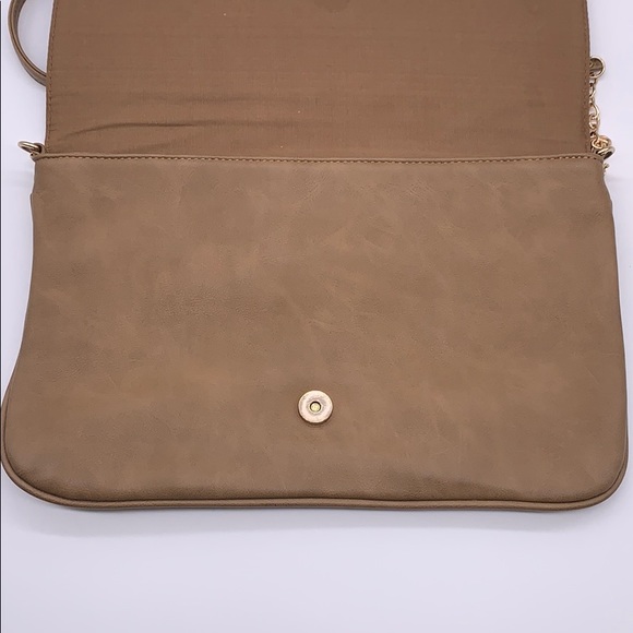 SuiteBlanco Crossbody Purse Tan Chevron Studded - Picture 9 of 16